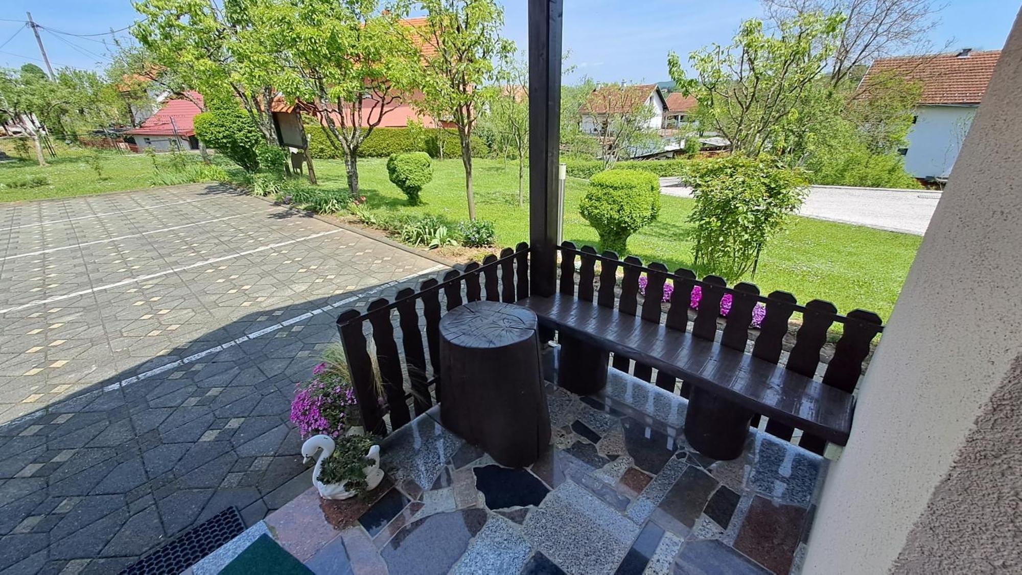 Family Puskaric Otel Slunj Dış mekan fotoğraf