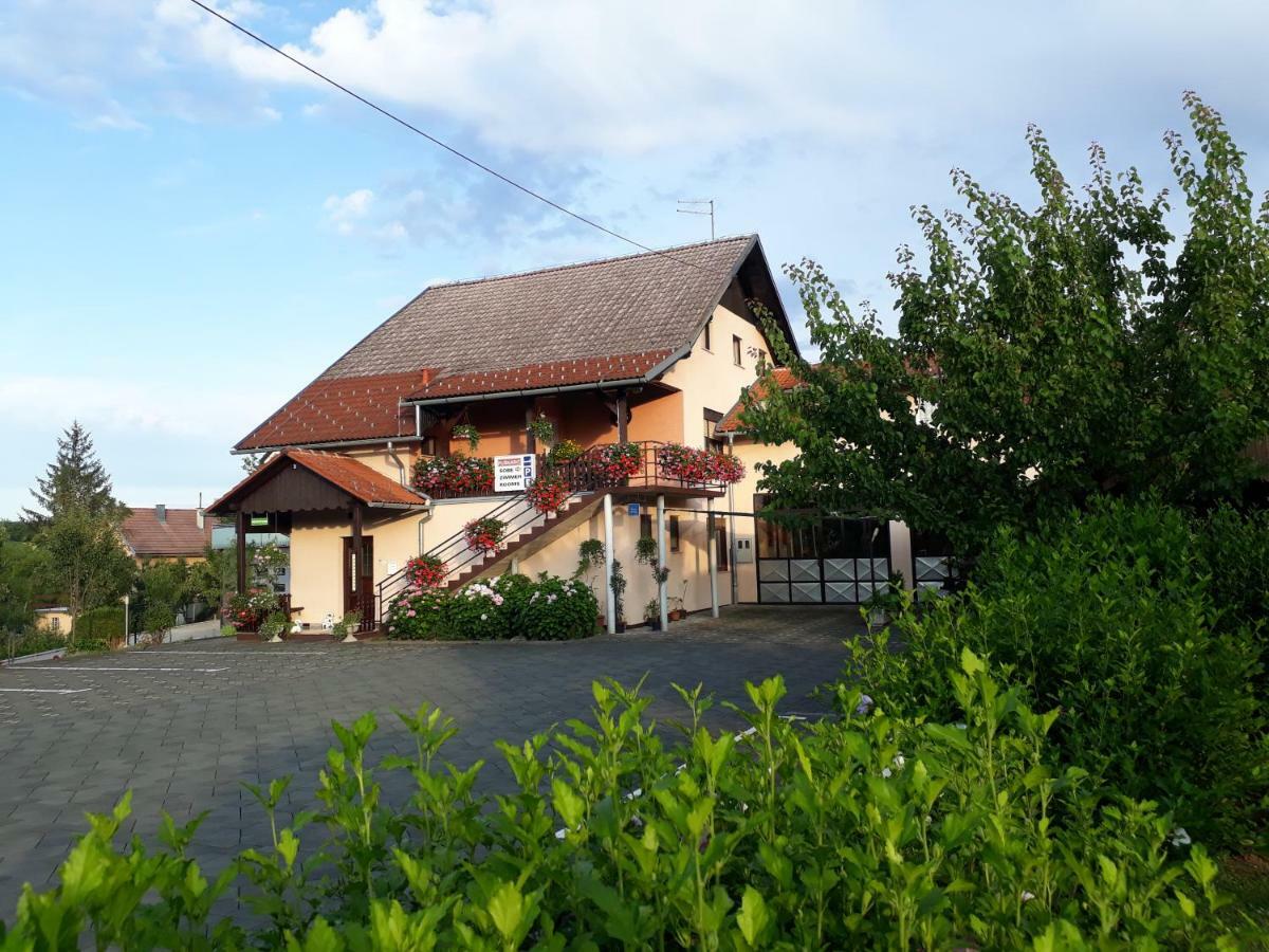 Family Puskaric Otel Slunj Dış mekan fotoğraf